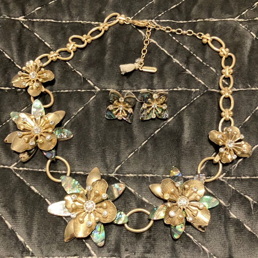 Abalone Gold floral necklace and earring set